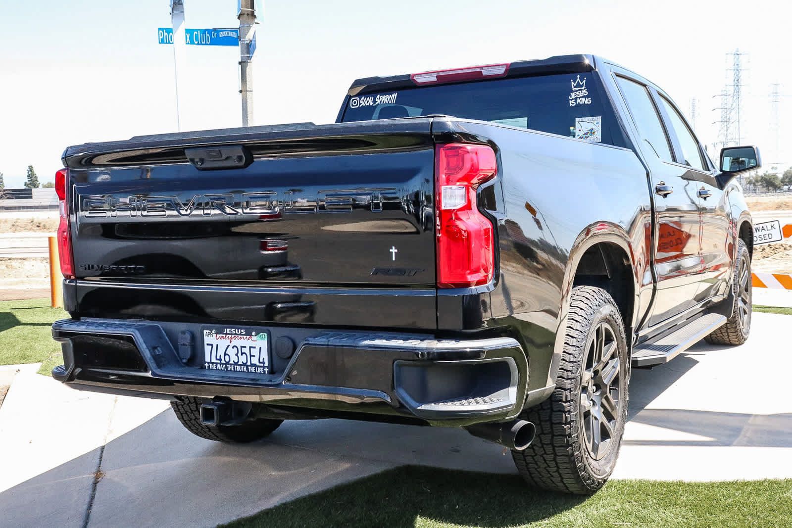 Used 2022 Chevrolet Silverado 1500 RST w/ LPO, Dark Essentials Package RWD image 13