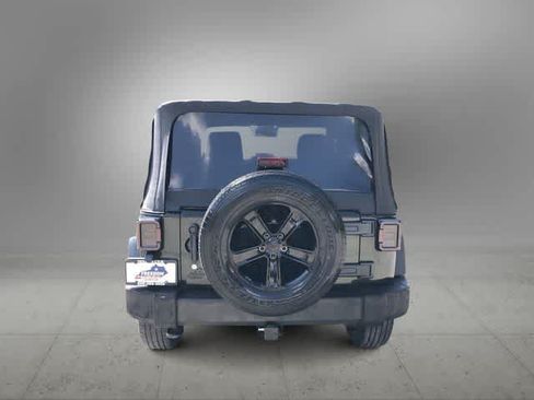 Used 2011 Jeep Wrangler Sport AWD/4WD image 5