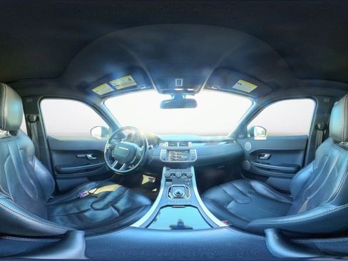 Used 2014 Land Rover Range Rover Evoque Dynamic image 34