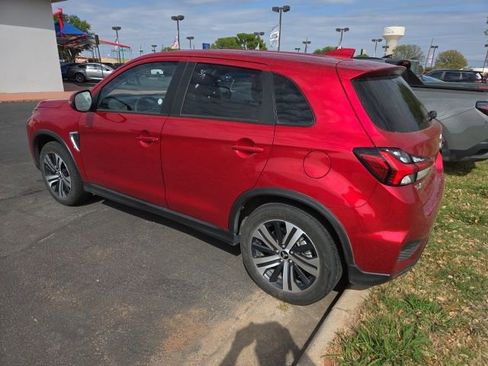 Used 2025 Mitsubishi Outlander Sport ES image 3