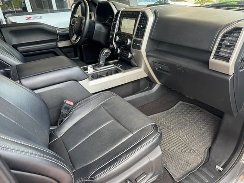 Used 2018 Ford F150 Lariat w/ Equipment Group 502A Luxury AWD/4WD image 29