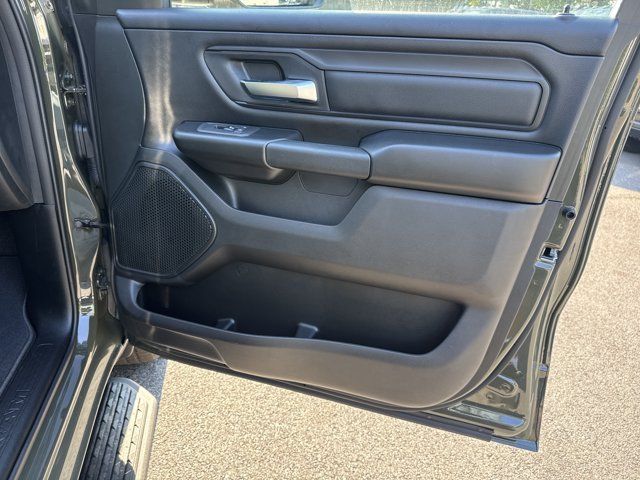 New 2026 RAM 1500 Express AWD/4WD image 14