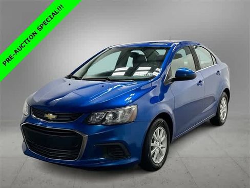 Used 2018 Chevrolet Sonic LT image 1