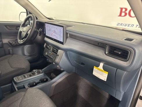 New 2025 Ford Maverick XLT w/ XLT Luxury Package image 23
