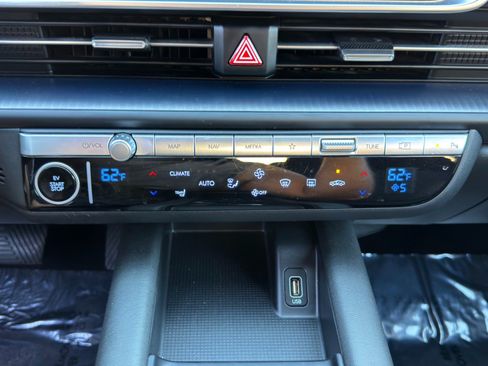 Used 2023 Hyundai Ioniq 6 SE AWD/4WD image 27