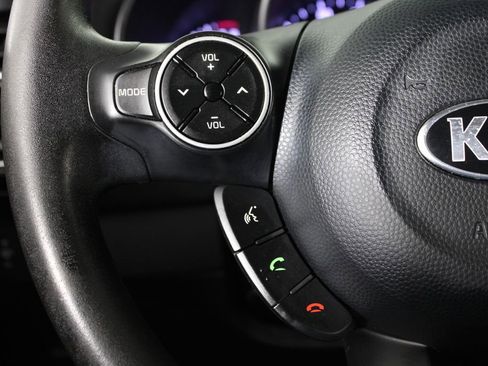 Used 2018 Kia Soul image 24
