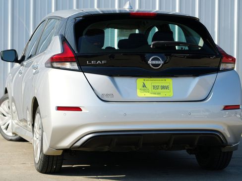 Used 2023 Nissan Leaf S image 5