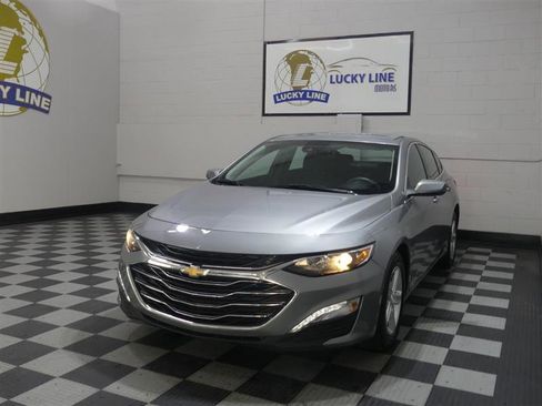 Used 2024 Chevrolet Malibu LT FWD image 4