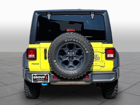 Used 2023 Jeep Wrangler Unlimited w/ Cold Weather Group AWD/4WD image 5