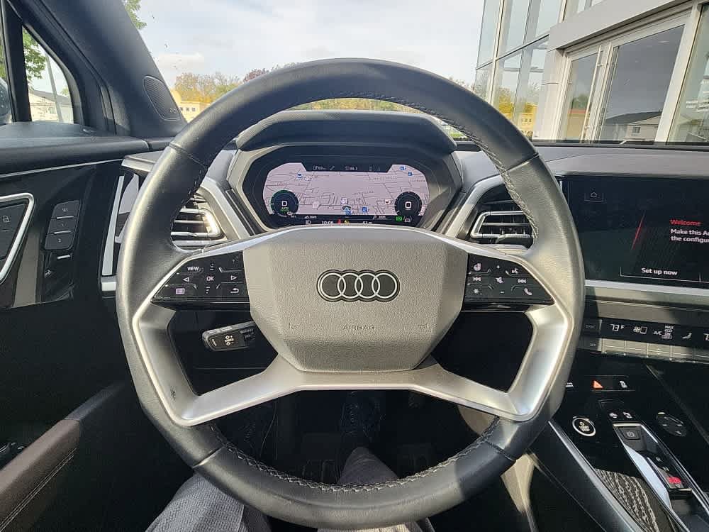 Used 2024 Audi Q4 e-tron Prestige AWD/4WD image 28