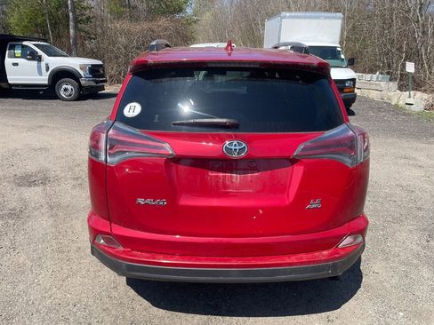Used 2016 Toyota RAV4 LE AWD/4WD image 6