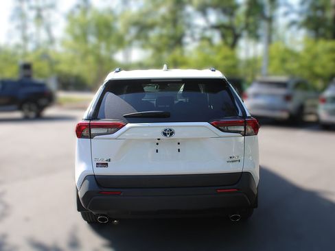 Used 2024 Toyota RAV4 XLE image 8