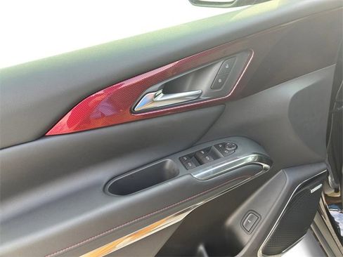 New 2026 Chevrolet Traverse Z71 w/ Enhanced Driving Package image 12