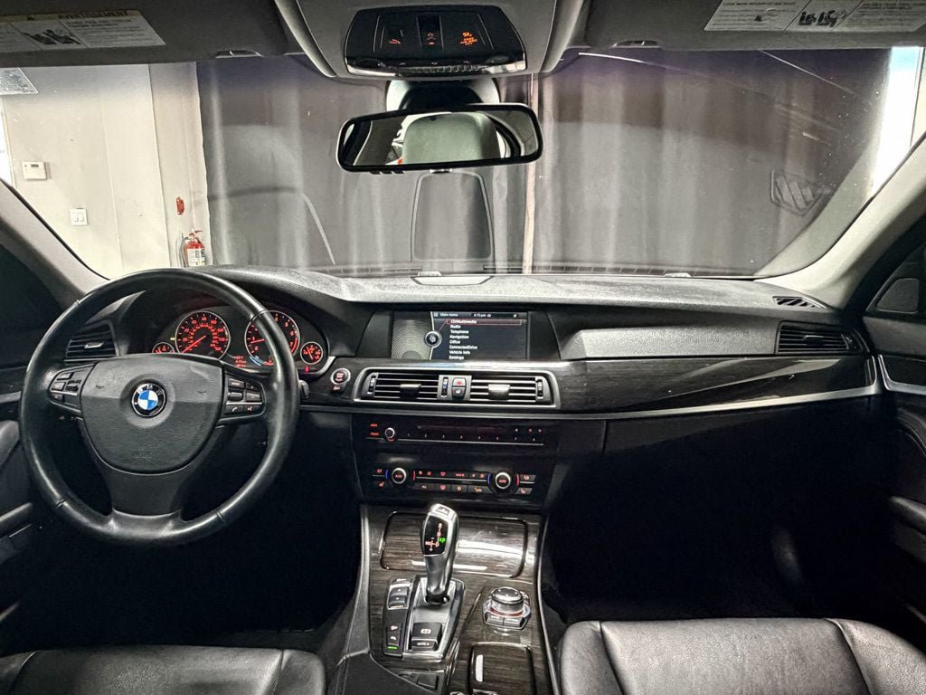Used 2012 BMW 528i xDrive Sedan AWD/4WD image 29