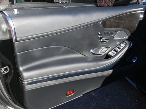 Used 2016 Mercedes-Benz S 550 4MATIC Coupe image 29