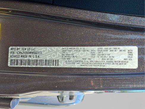 Used 2021 Jeep Wrangler Unlimited Sahara w/ LED Lighting Group AWD/4WD image 22