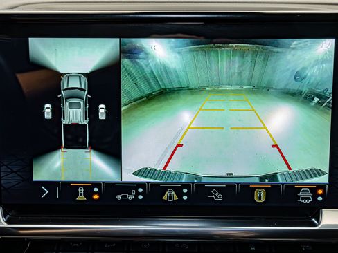 Used 2025 GMC Sierra 1500 Elevation w/ Preferred Package image 22