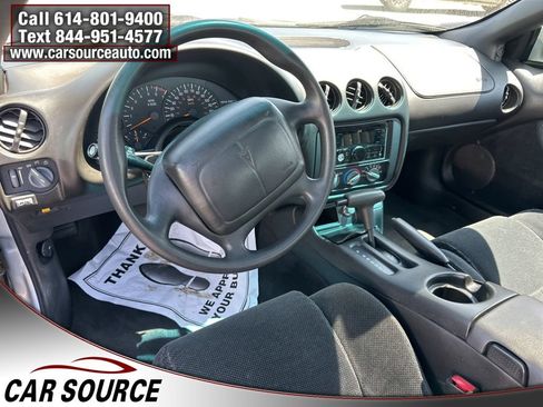 Used 2000 Pontiac Firebird Coupe w/ Opt Pkg RWD image 9
