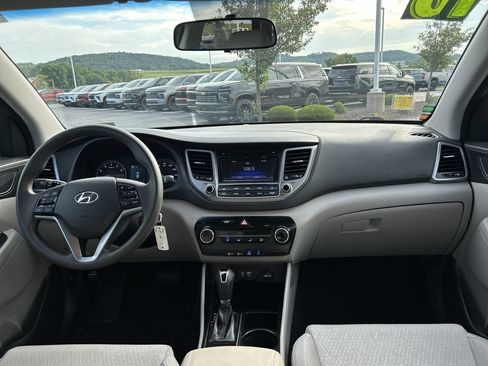 Used 2016 Hyundai Tucson SE w/ Option Group 02 AWD/4WD image 16