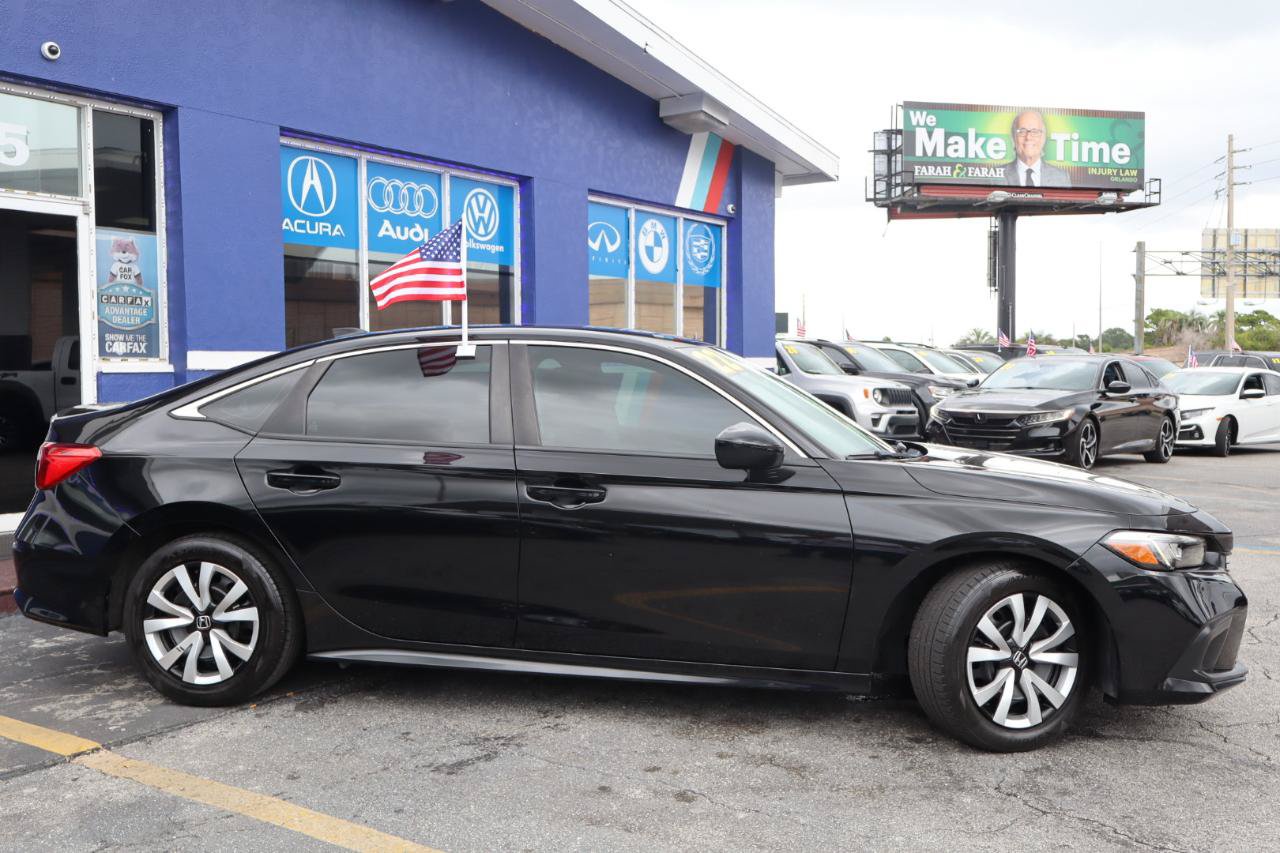 Used 2022 Honda Civic LX image 4