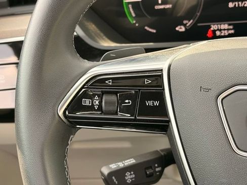 Used 2024 Audi Q8 e-tron Premium Plus w/ Premium Plus Package AWD/4WD image 19