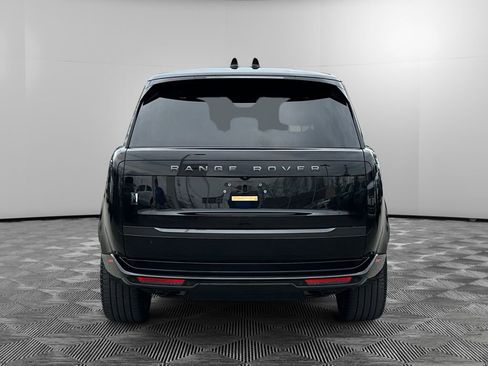 Used 2024 Land Rover Range Rover SE AWD/4WD image 4