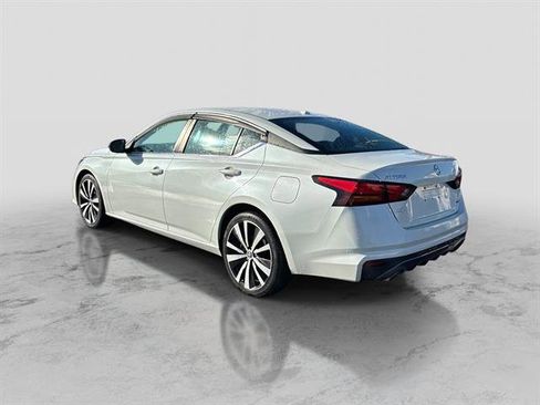 Used 2019 Nissan Altima 2.5 SR image 5