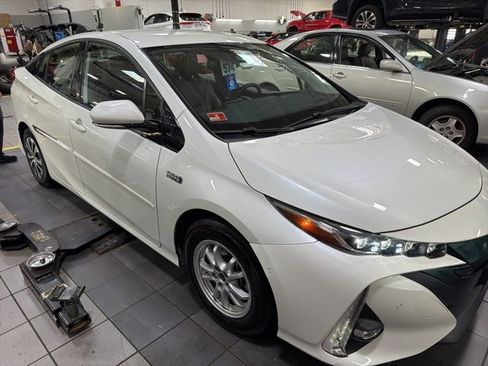 Used 2020 Toyota Prius Prime Limited w/ Protection Package image 3