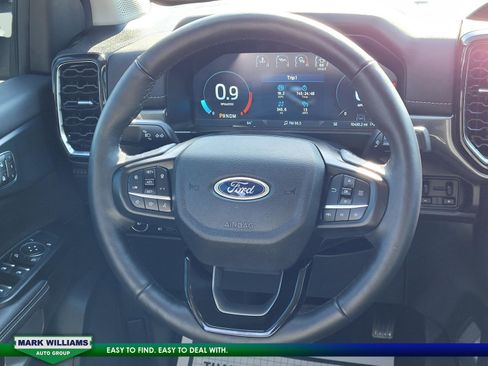 Used 2024 Ford Ranger Lariat w/ Advanced Towing Package image 12