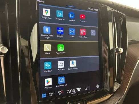 Certified 2023 Volvo XC60 B6 Ultimate w/ Climate Package AWD/4WD image 17