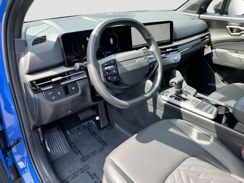 Certified 2026 Kia Sportage X-Line w/ X-Line Technology Package AWD/4WD image 12