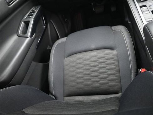 Used 2024 Nissan Pathfinder SV w/ Lighting Package (N92) image 14