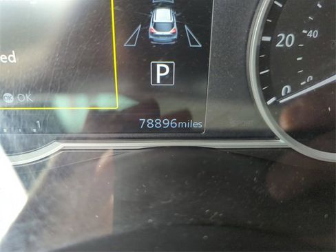 Certified 2019 Nissan Kicks SR w/ SR Premium Package image 42