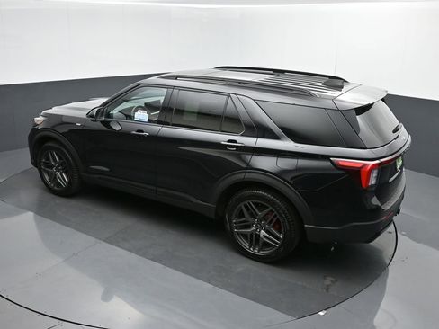 New 2025 Ford Explorer ST-Line w/ Premium Package image 44
