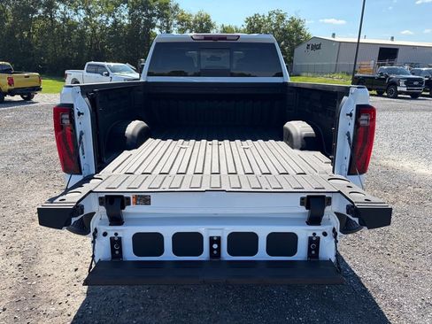 Used 2025 GMC Sierra 2500 Denali AWD/4WD image 19