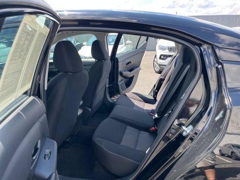 Used 2025 Nissan Sentra SV FWD image 24