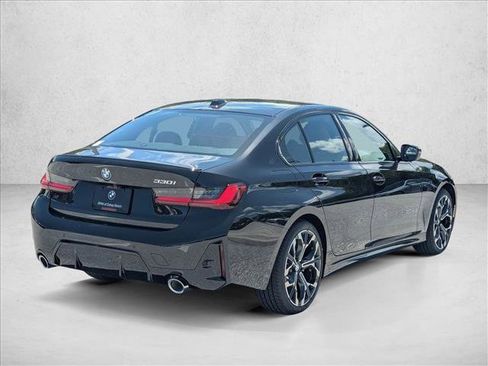 Used 2026 BMW 330i Sedan w/ M Sport Package RWD image 2