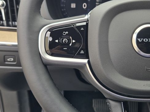 New 2026 Volvo XC60 B5 Plus w/ Protection Package Premier image 30