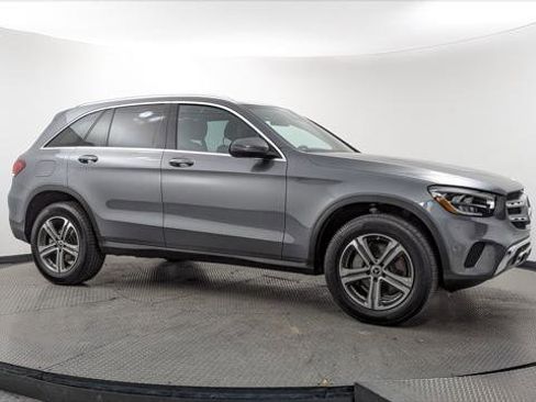 Used 2022 Mercedes-Benz GLC 300 4MATIC image 11