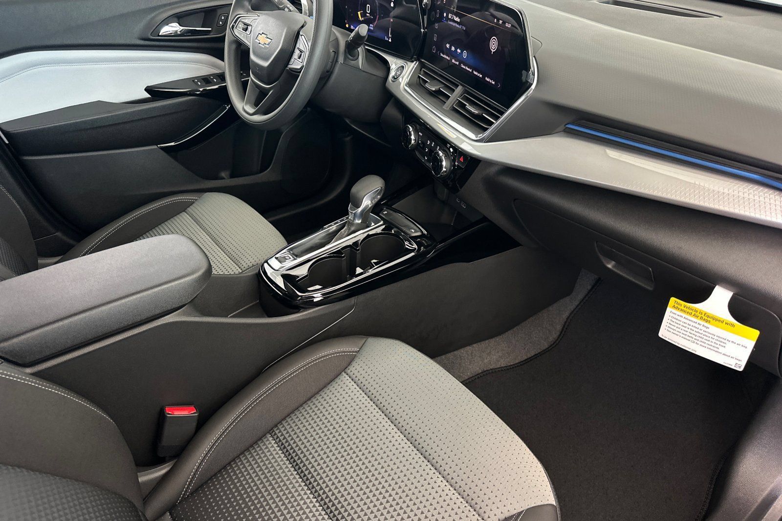 New 2026 Chevrolet Trax LT FWD image 16