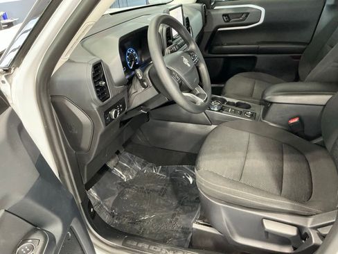 Used 2023 Ford Bronco Sport AWD/4WD image 3