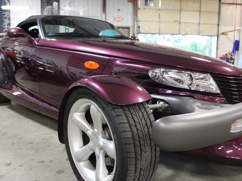 Used 1997 Plymouth Prowler image 13