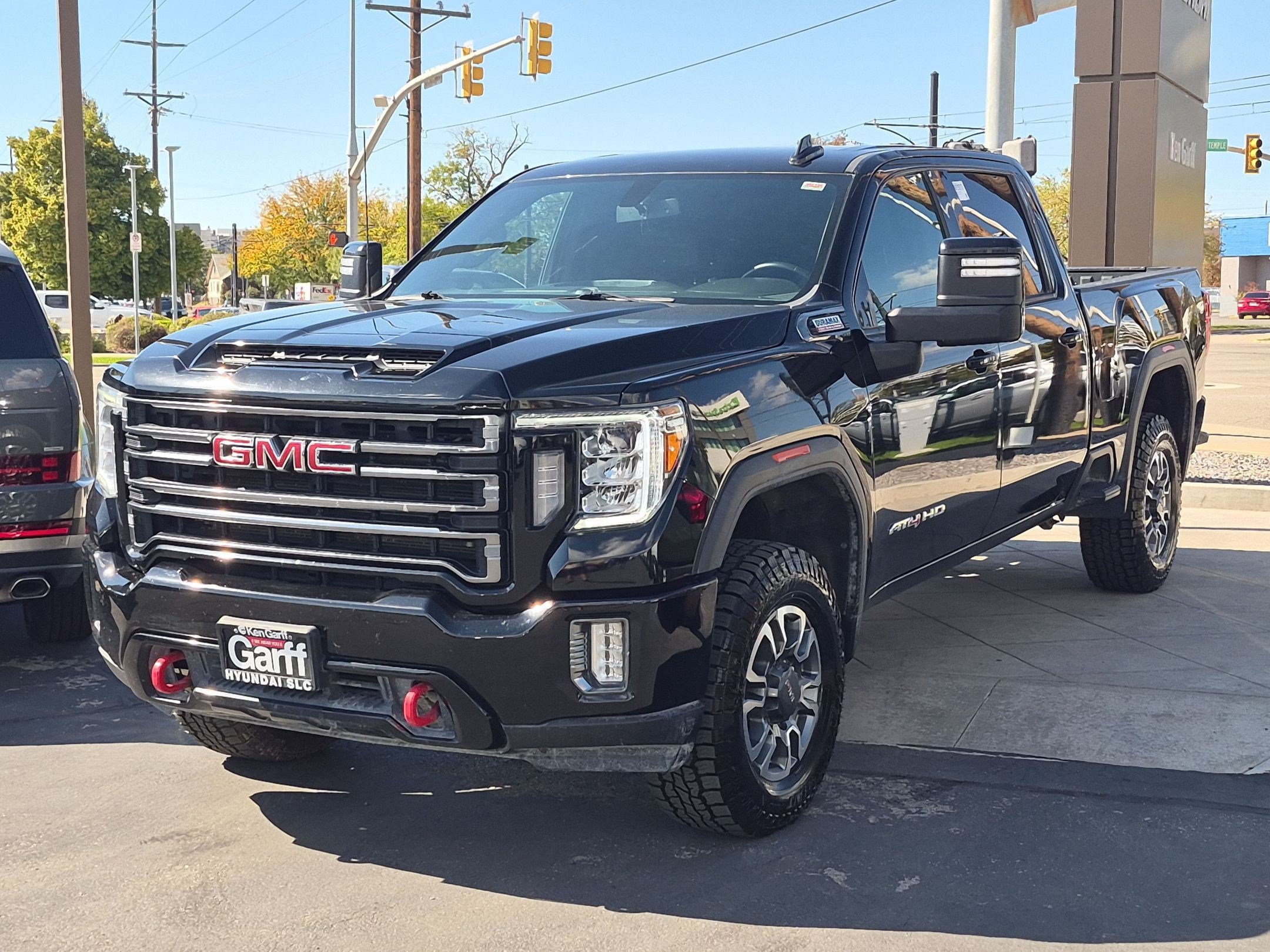 Used 2022 GMC Sierra 2500 AT4 AWD/4WD image 9