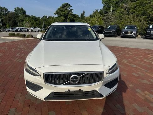 Used 2020 Volvo S60 T6 Momentum AWD/4WD image 25