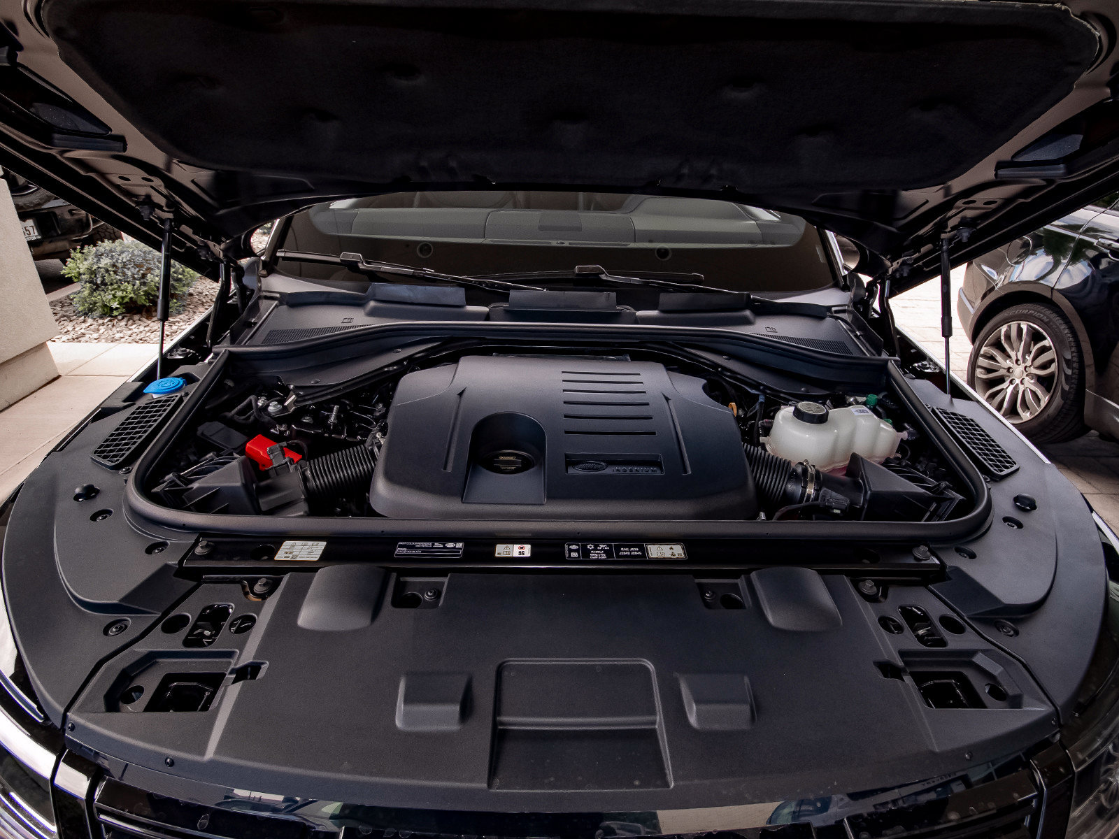 New 2026 Land Rover Range Rover Sport SE AWD/4WD image 50