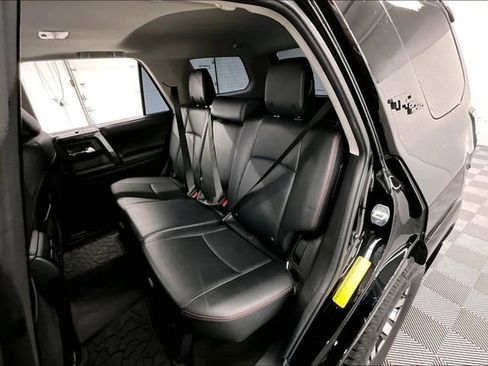 Used 2024 Toyota 4Runner TRD Off-Road Premium w/ Moonroof Package AWD/4WD image 24