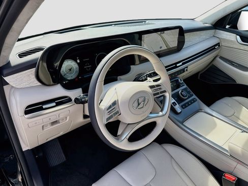 Used 2025 Hyundai Palisade Calligraphy FWD image 28