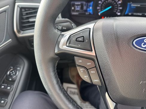 Used 2024 Ford Edge SEL w/ Convenience Package image 12