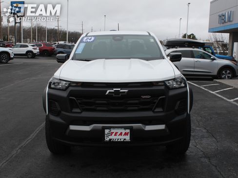 Certified 2024 Chevrolet Colorado Trail Boss w/ Technology Package image 9