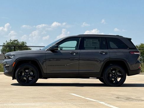 New 2025 Jeep Grand Cherokee Limited w/ Luxury Tech Group II image 5